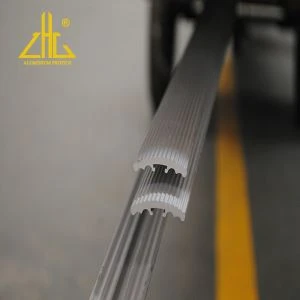 Dekorative møbler i aluminium Metallveggdekor